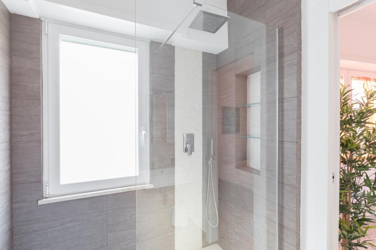 Amoretti Apartment, 6 Persone, 3 Camere, 2 Bagni, Balcone, Wi-Fi, Metro B Monti Tiburtini Rome Exterior photo